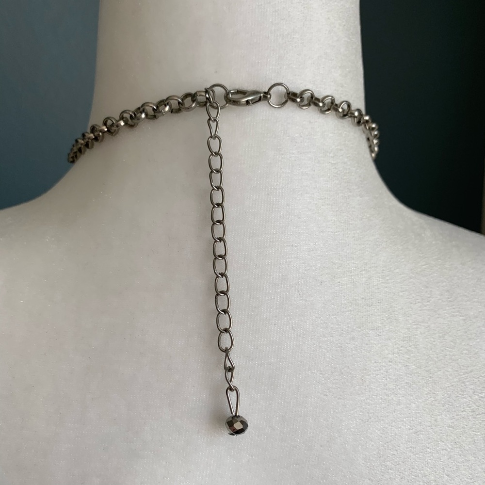 Statement necklace - Picture 5 of 5